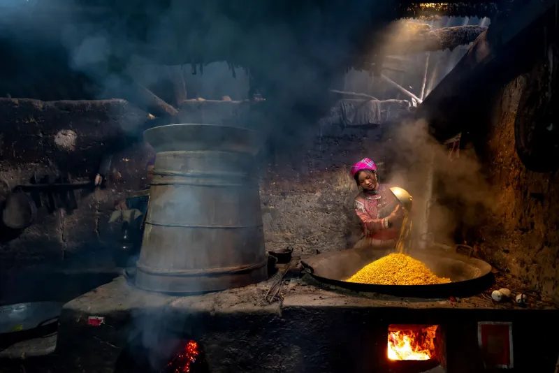 Batch Once, Eat All Week: What Sindhi Grandmothers Knew About Cooking That No Meal Kit Can Teach You